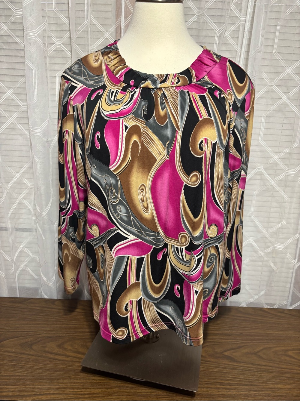 Links 3X Women’s Abstract Print Long-Sleeve Blouse Pink, Black & Gold 28 p2p 30”